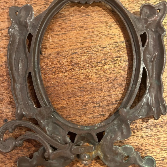 Art nouveau oval Photo Picture Frame Ornate Shell & Ladies Cast Iron. - Picture 5 of 6